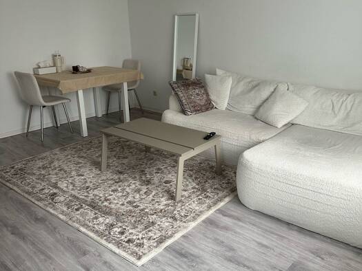 Wohnung zur Miete 900 € 3,5 Zimmer 70 m² Geschoss 1/6 frei ab 01.02.2026 Uetersen 25436