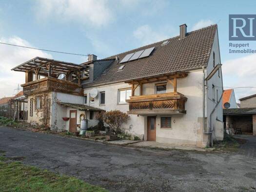 Mehrfamilienhaus zum Kauf 350.000 € 11 Zimmer 238,6 m² 1.730 m² Grundstück Kleinrinderfeld / Limbachshof 97271