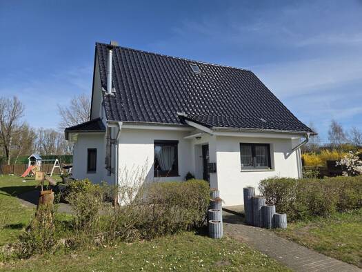 Einfamilienhaus zum Kauf 349.000 € 8 Zimmer 210 m² 1.210 m² Grundstück Lunestedt Beverstedt 27616