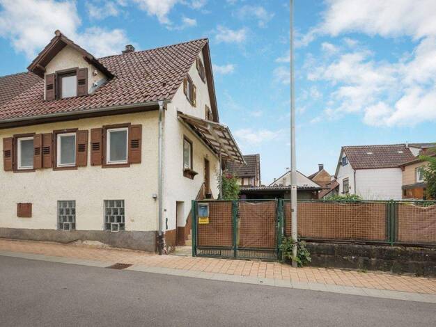 Doppelhaushälfte zum Kauf 199.000 € 4 Zimmer 77 m² 288 m² Grundstück Niefern Niefern-Öschelbronn 75223