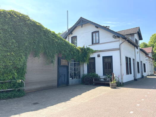 Haus zum Kauf 795.000 € 8 Zimmer 216 m² 2.044 m² Grundstück Lesum Bremen / Lesum 28717