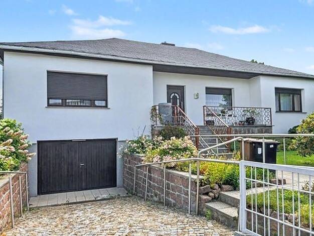 Bungalow zum Kauf 159.500 € 4 Zimmer 116 m² 1.032 m² Grundstück Wolfen Bitterfeld-Wolfen 06766