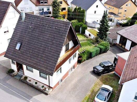 Einfamilienhaus zum Kauf provisionsfrei 499.000 € 5,5 Zimmer 120 m² 607 m² Grundstück Deutschritterstraße 72 Kirchhausen Heilbronn 74078