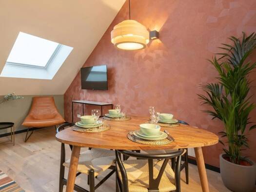 Maisonette zur Miete 755 € 2,5 Zimmer 80 m² Geschoss 3/4 frei ab sofort Innenstadt Trier 54290