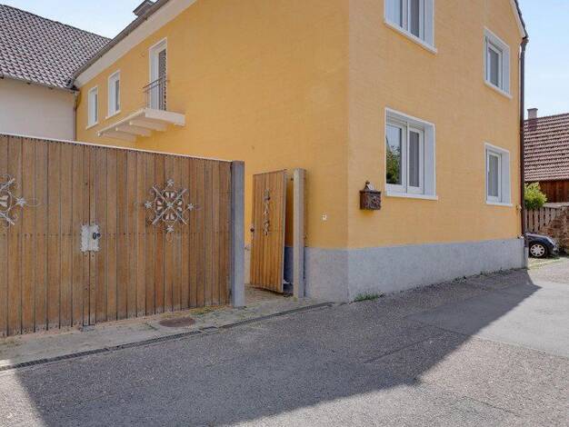 Haus zum Kauf provisionsfrei 495.000 € 6 Zimmer 189 m² 1.049 m² Grundstück Bachstraße 32 Oberöwisheim Kraichtal 76703