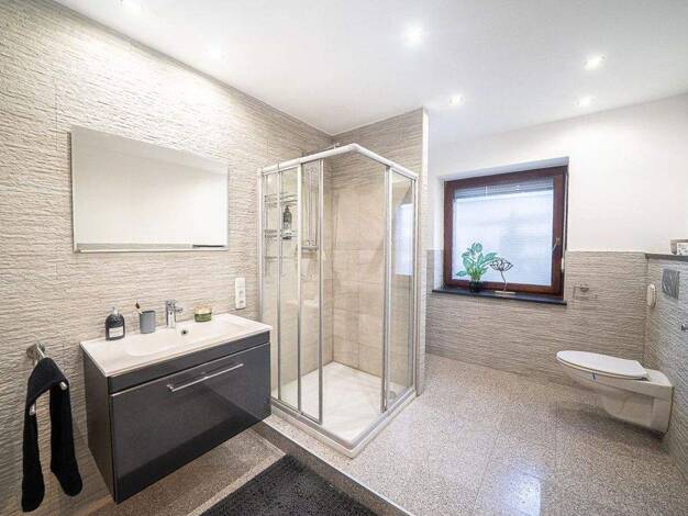 Wohnung zum Kauf provisionsfrei 185.000 € 2 Zimmer 68 m² 1. Geschoss Römerstraße 83 Konz 54329