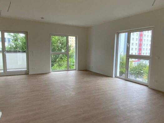 Wohnung zur Miete - Erstbezug 1.316 € 3 Zimmer 84,9 m² 2. Geschoss Heldburger Straße 2 Alt-Hohenschönhausen Berlin 13055