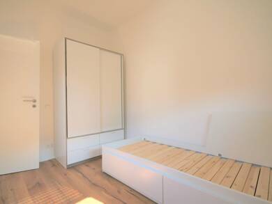 Wohnung zur Miete 295 € 1 Zimmer 14,8 m² 2. Geschoss frei ab 01.06.2025 K4 17 Westliche Unterstadt (E - K) Mannheim 68159