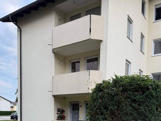 Wohnung zum Kauf provisionsfrei 193.000 € 3 Zimmer 81 m² 1. Geschoss Holzen Burgkirchen an der Alz 84508