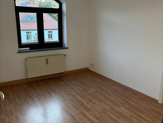 Wohnung zur Miete 1.100 € 4 Zimmer 86 m² frei ab sofort Gorbitz-Süd Dresden 01169