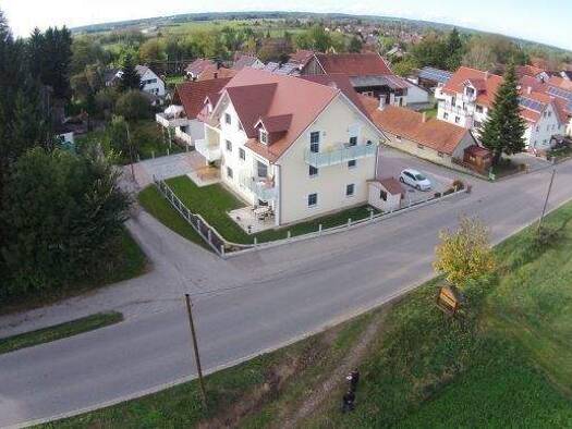 Wohnung zur Miete 999 € 2 Zimmer 75 m² Hauptstraße 54 a Lamerdingen Lamerdingen 86862