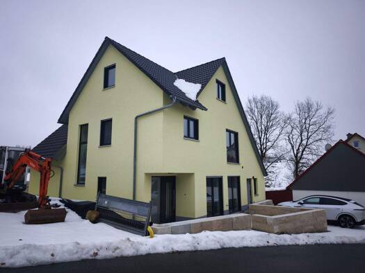 Einfamilienhaus zur Miete 2.200 € 1 Zimmer 240 m² frei ab sofort Pettensiedel Igensdorf 91338