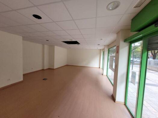 Verkaufsfläche zur Miete 680 € 70 m² Verkaufsfläche Saragossa 50018