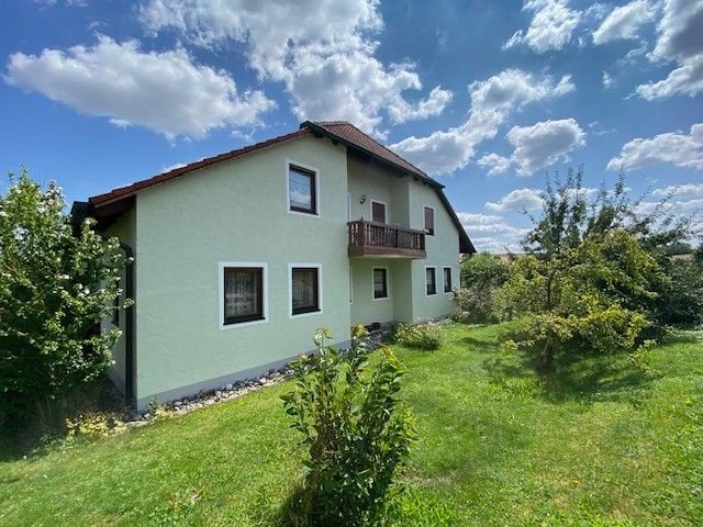 Einfamilienhaus zum Kauf 695.000 € 6 Zimmer 235 m²<br/>Wohnfläche 1.012 m²<br/>Grundstück Graßlfing Pentling / Graßlfing 93080