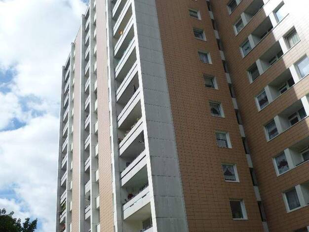 Wohnung zur Miete 849 € 3 Zimmer 85 m² 6. Geschoss frei ab 28.02.2026 Güstrower Straße 3 Garath Düsseldorf 40595