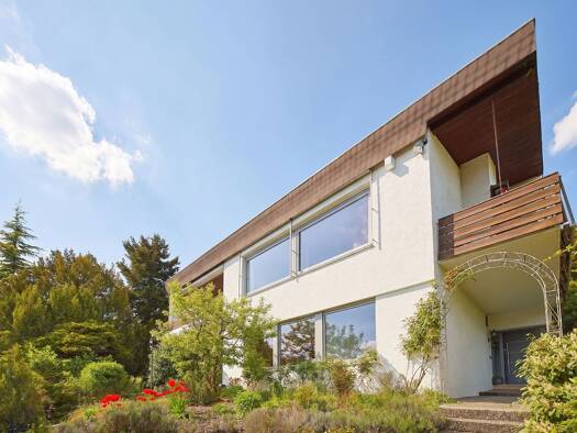 Einfamilienhaus zum Kauf 1.195.000 € 7,5 Zimmer 334 m² 729 m² Grundstück Ost Sindelfingen 71065