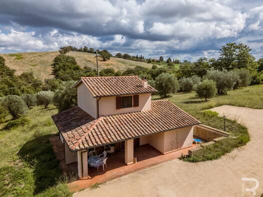Villa zum Kauf 480.000 € 2 Zimmer 100 m² 10.000 m² Grundstück frei ab sofort Manciano 58014