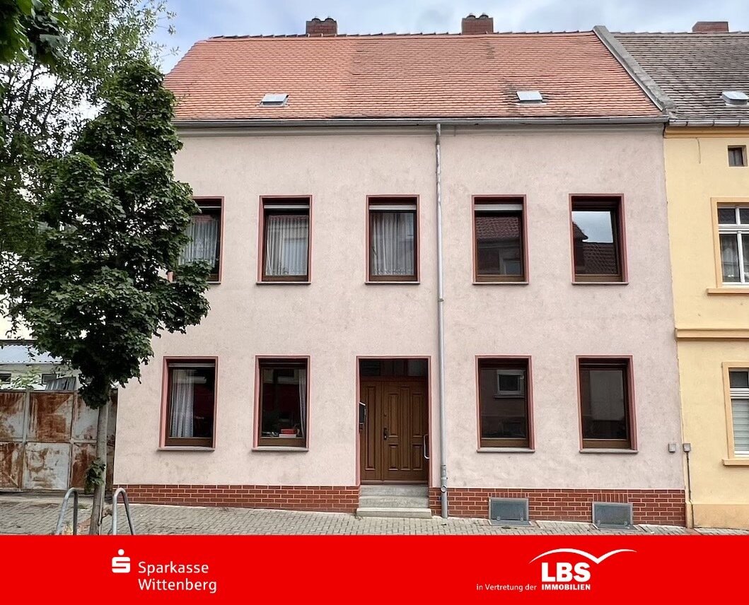 Reihenendhaus zum Kauf provisionsfrei 68.000 € 9 Zimmer 150 m²<br/>Wohnfläche 247 m²<br/>Grundstück ab sofort<br/>Verfügbarkeit Roßlau 221 Dessau-Roßlau 06862