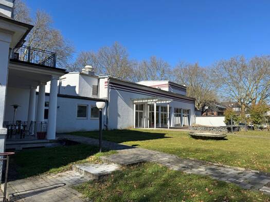 Restaurant zur Miete 15.000 € 1.500 m² Gastrofläche Opladen Leverkusen 51379