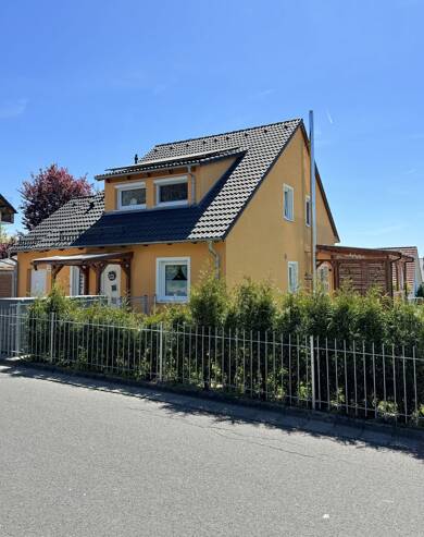 Einfamilienhaus zum Kauf 445.000 € 5 Zimmer 143 m² 819 m² Grundstück Wunsiedel Wunsiedel 95632