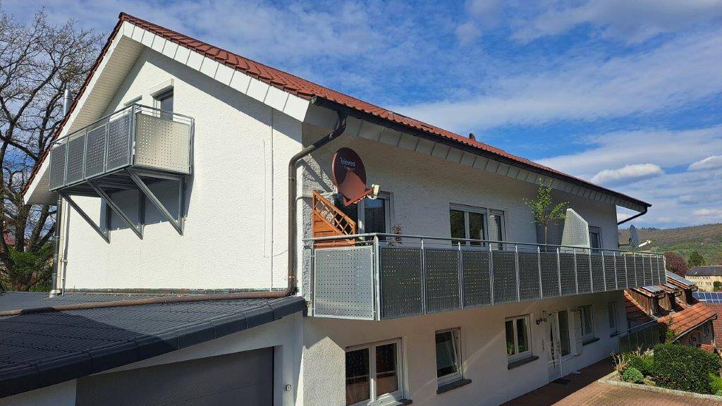 Haus zum Kauf 649.000 € 15 Zimmer 364 m² 936 m² Grundstück Hochhausen Haßmersheim 74855