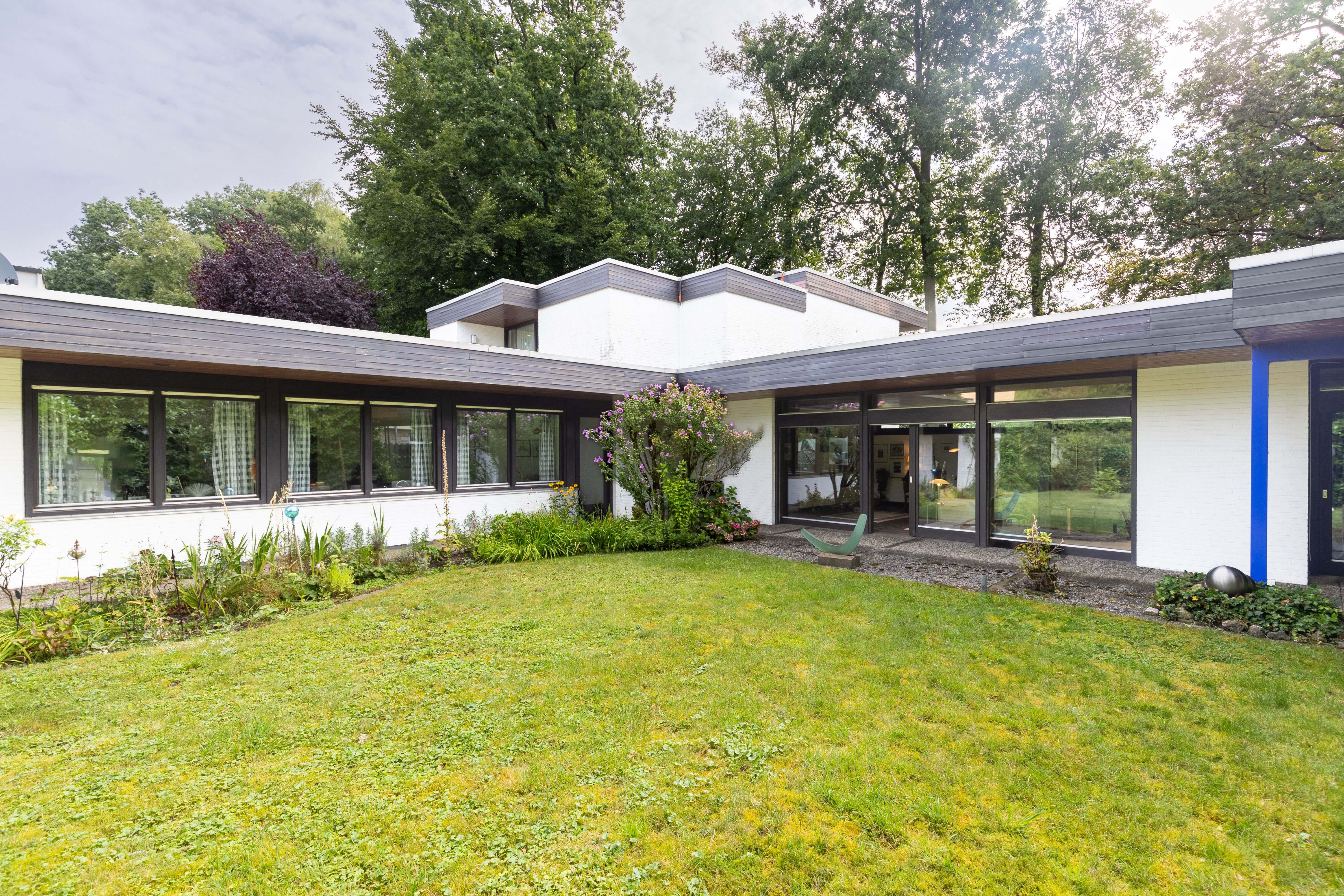 Einfamilienhaus zum Kauf provisionsfrei 549.000 € 8 Zimmer 230 m²<br/>Wohnfläche 1.344 m²<br/>Grundstück ab sofort<br/>Verfügbarkeit Grüner Weg Gronau Gronau 48599