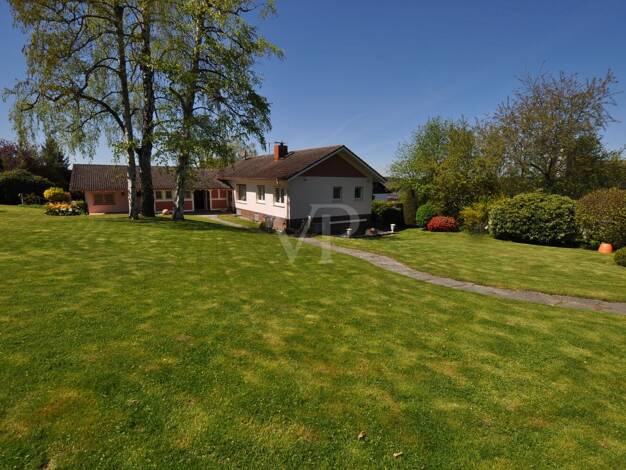 Einfamilienhaus zum Kauf 895.000 € 5 Zimmer 180 m² 2.544 m² Grundstück Bleidenstadt Taunusstein 65232