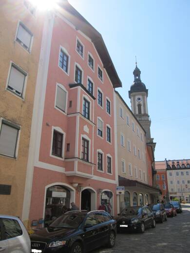 Wohnung zur Miete 935 € 3 Zimmer 85 m² Dachgeschoss, 4. Geschoss Traunstein Traunstein 83278