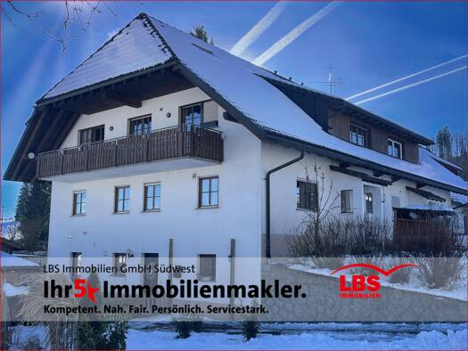Doppelhaushälfte zum Kauf 9 Zimmer 232 m² 992 m² Grundstück Engelschwand Görwihl 79733