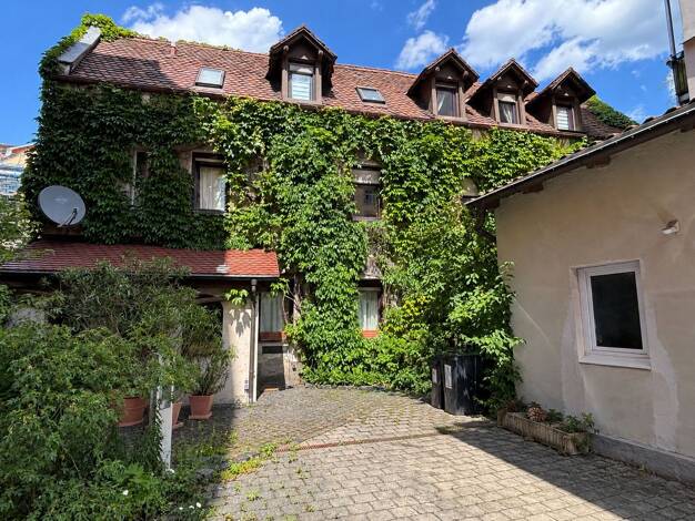 Stadthaus zum Kauf 599.000 € 7 Zimmer 234,8 m² 374 m² Grundstück Bleiweiß Nürnberg 90461