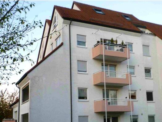 Wohnung zur Miete 900 € 4 Zimmer 98 m² Geschoss 1/5 Konrad-Adenauer-Straße 35 Laupheim 88471