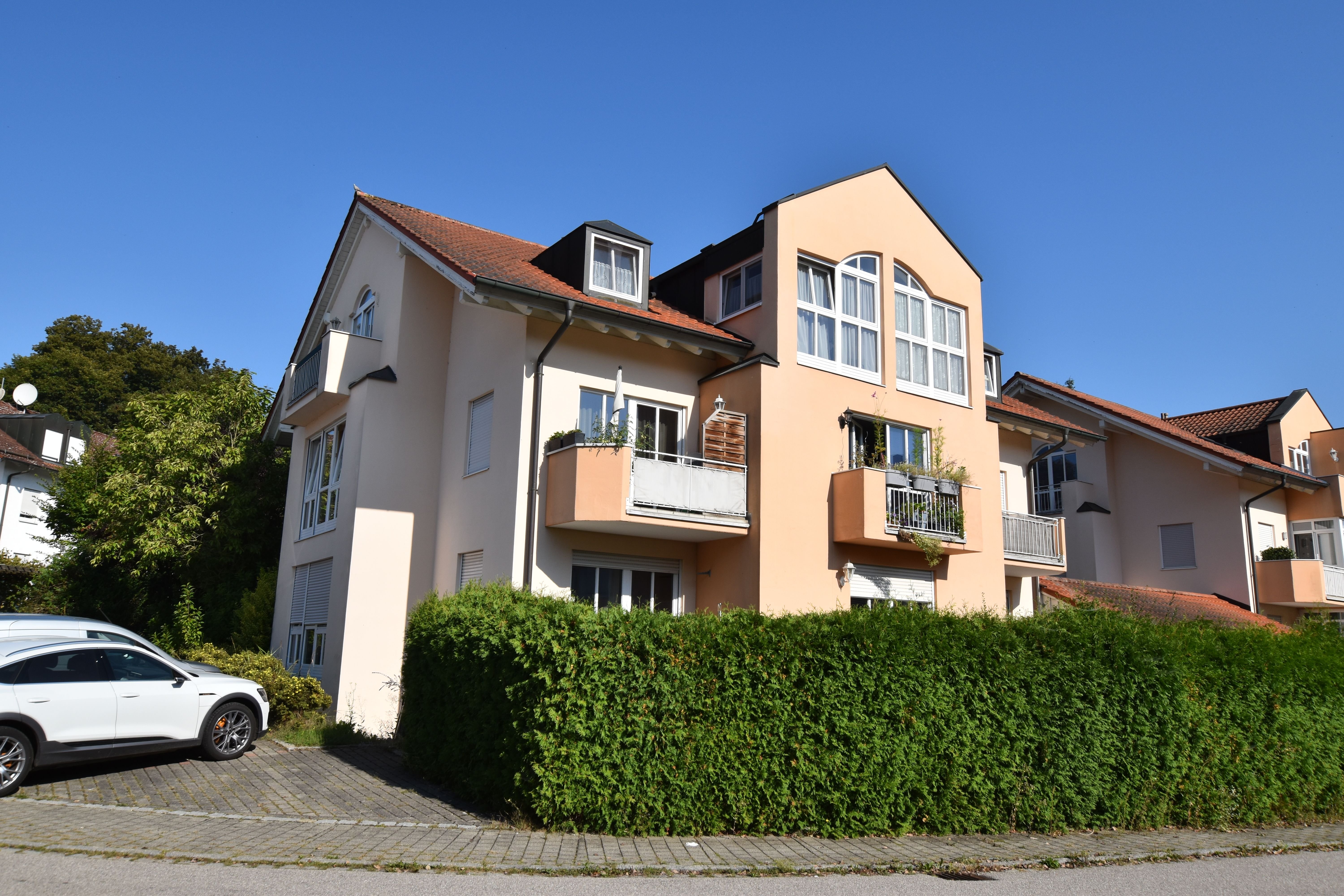 Wohnung zum Kauf 132.000 € 3 Zimmer 65,6 m²<br/>Wohnfläche Rebenstraße 8 Arnstorf Arnstorf 94424