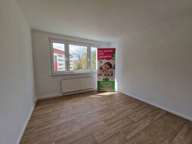 Wohnung zur Miete 275 € 2 Zimmer 46 m² 5. Geschoss frei ab sofort Lessingstraße 37 Flöha Flöha 09557