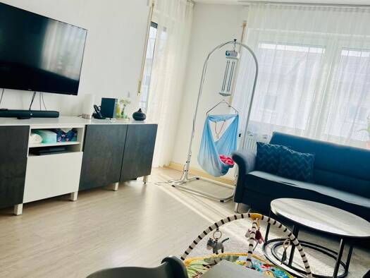 Wohnung zur Miete 628 € 3 Zimmer 68,9 m² 3. Geschoss frei ab 31.01.2026 Kornbergstraße 4 Salach 73084