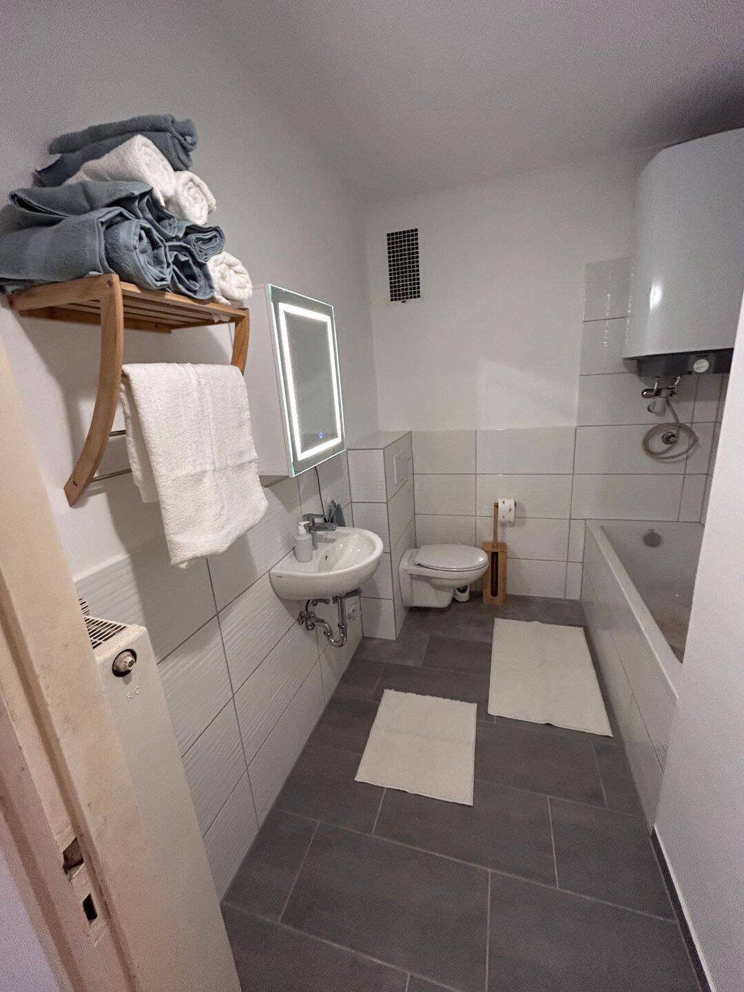 Property thumbnail 8