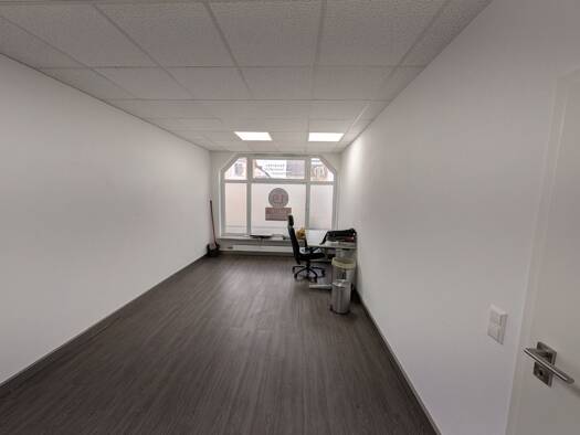 Bürofläche zur Miete provisionsfrei 400 € 21 m² Bürofläche Biberacher Str. Ummendorf 88444