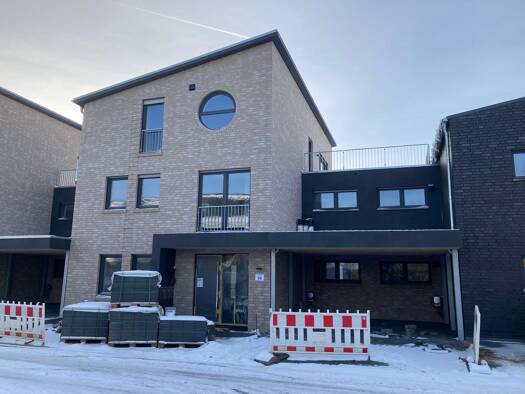 Wohnung zur Miete 1.320 € 4 Zimmer 110 m² frei ab 01.03.2026 Wallenhorst 49134