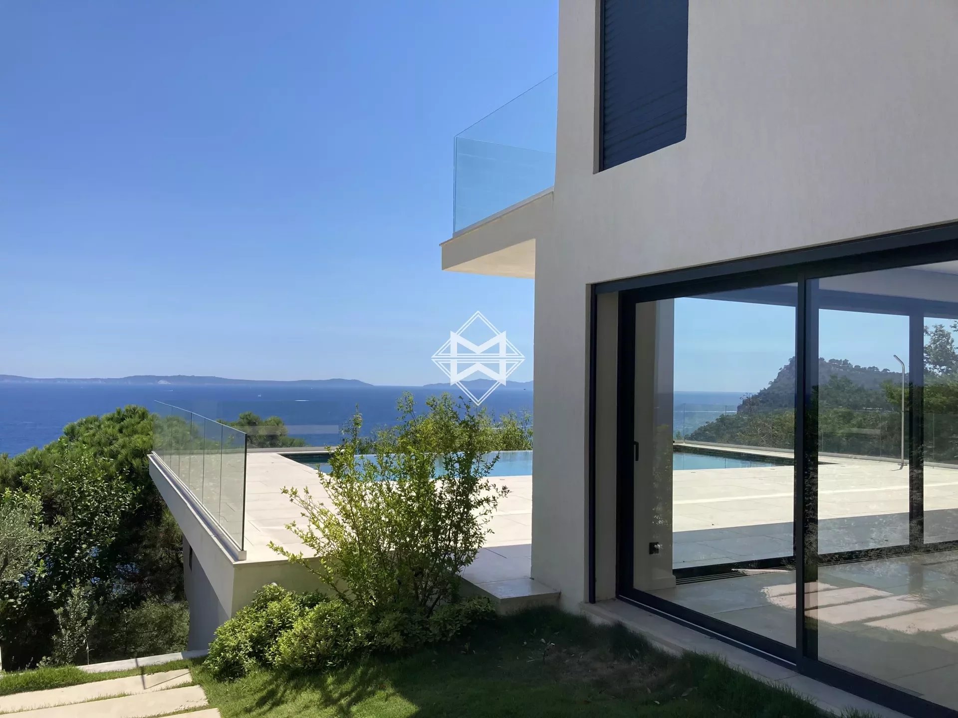 Villa zum Kauf provisionsfrei 3.400.000 € 5 Zimmer 220 m²<br/>Wohnfläche 1.117 m²<br/>Grundstück Rayol-Canadel-sur-Mer 83820