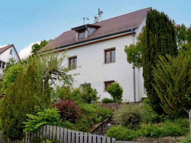Einfamilienhaus zum Kauf 650.000 € 7 Zimmer 138 m² 593 m² Grundstück frei ab sofort Leonberg 71229