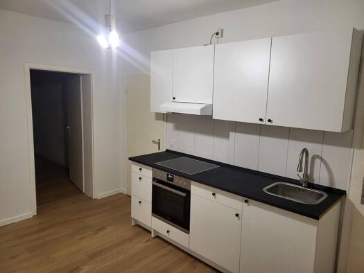 Wohnung zur Miete 525 € 2 Zimmer 50 m² Geschoss 2/3 frei ab sofort Wesertor Kassel 34117