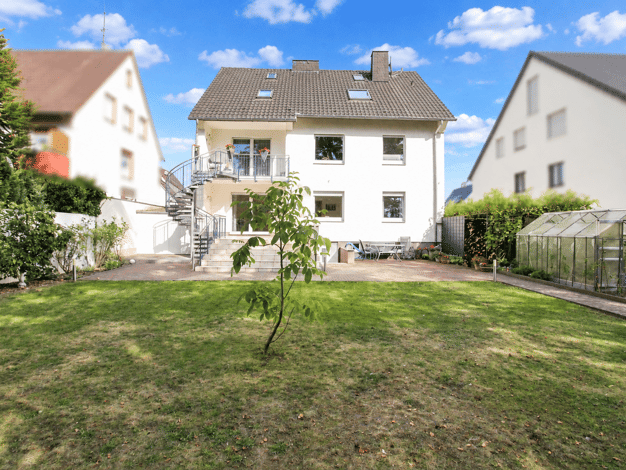 Mehrfamilienhaus zum Kauf als Kapitalanlage geeignet 550.000 € 10 Zimmer 235,1 m² 690,1 m² Grundstück Kernstadt Lippstadt 59557