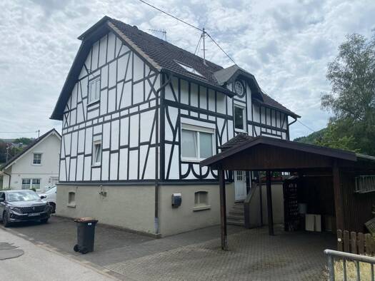 Einfamilienhaus zum Kauf 159.000 € 6 Zimmer 140 m² 450 m² Grundstück Benolpe Kirchhundem 57399