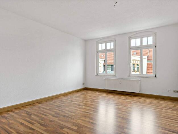 Wohnung zur Miete 270 € 2 Zimmer 46 m² Rosa-Luxemburg-Straße 4 Zeitz 06712