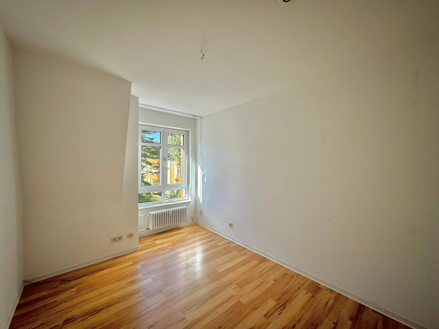 Property thumbnail 9