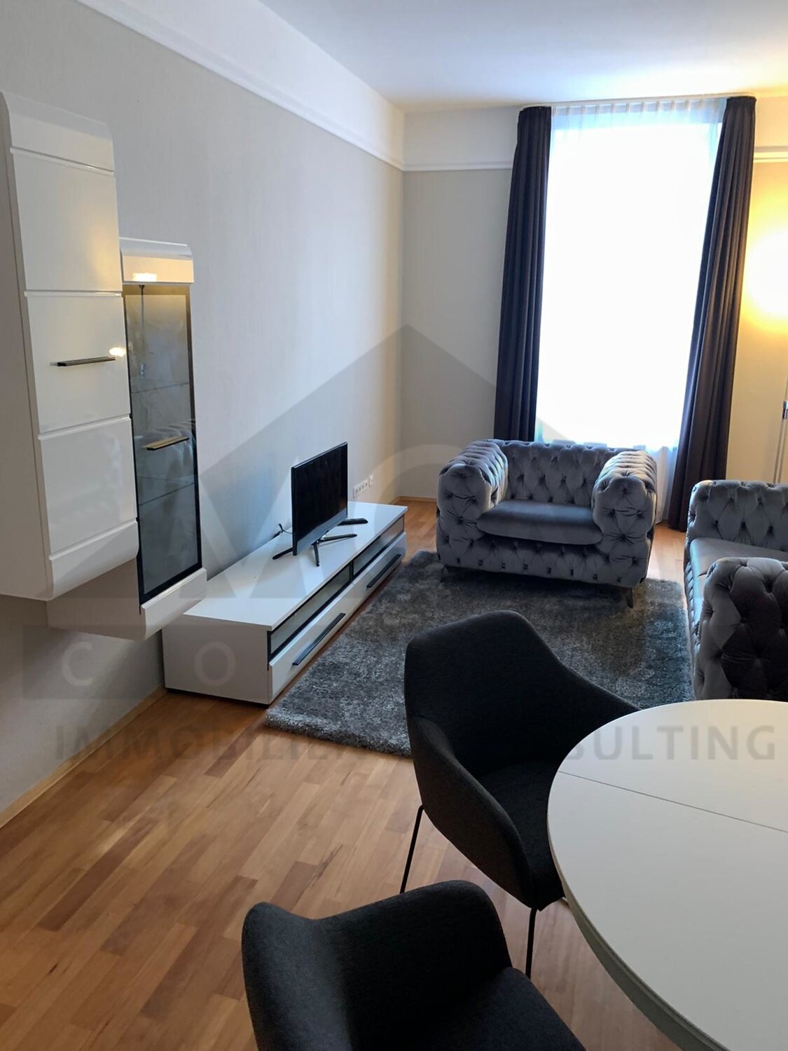 Wohnung zur Miete Wohnen auf Zeit 1.400 € 2 Zimmer 52 m²<br/>Wohnfläche Bahnhofsviertel Frankfurt am Main 60329