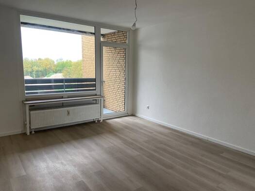 Wohnung zur Miete 515 € 2 Zimmer 51 m² 5. Geschoss Lindenstr. 25 Hochheide Homberg / Ruhrort / Baerl 47198