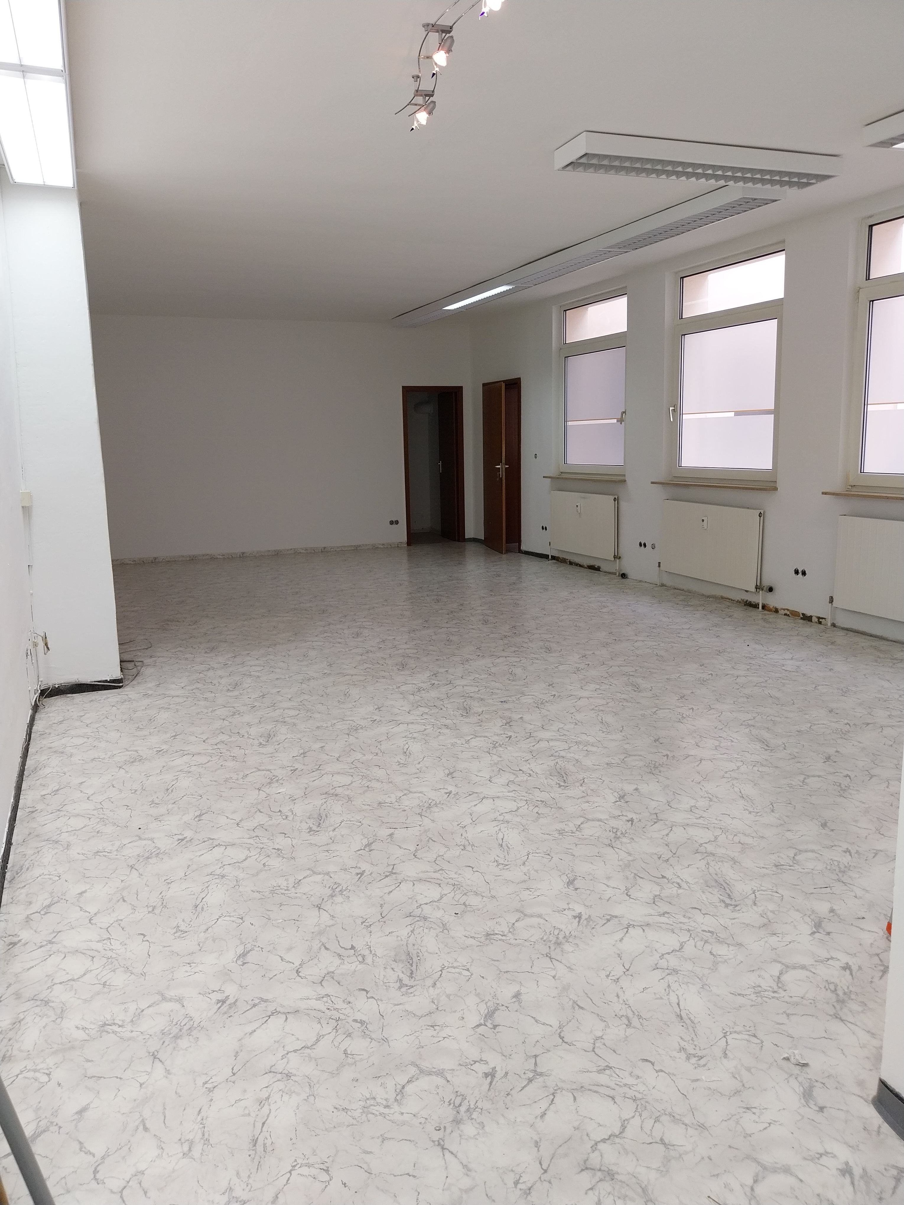 Bürofläche zur Miete 770 € 4 Zimmer 110 m²<br/>Bürofläche Aufseßplatz 6 Galgenhof Nürnberg 90459