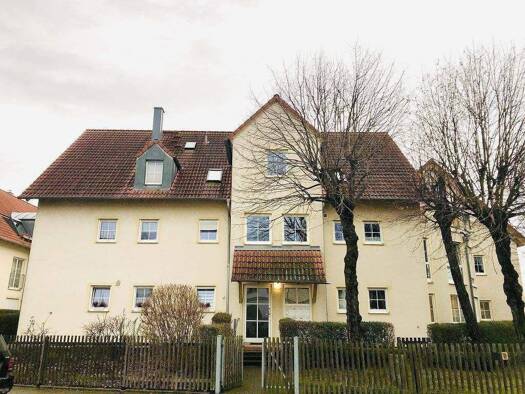 Wohnung zur Miete 770 € 2,5 Zimmer 76,8 m² 2 Geschosse frei ab 15.10.2026 Kyawstraße 2 Kleinzschachwitz Dresden 01259