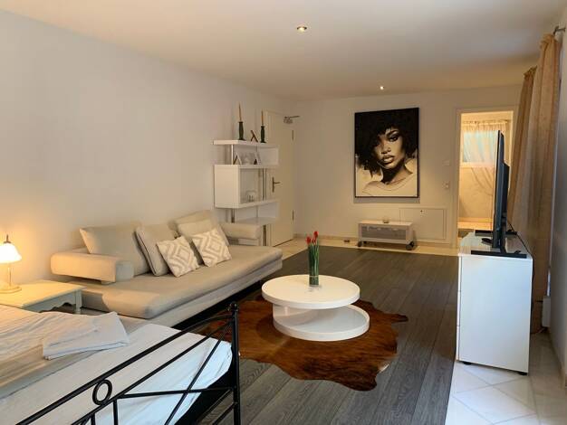 Studio zum Kauf provisionsfrei 1 Zimmer 45 m² UG frei ab sofort Trudering-Riem München 81827