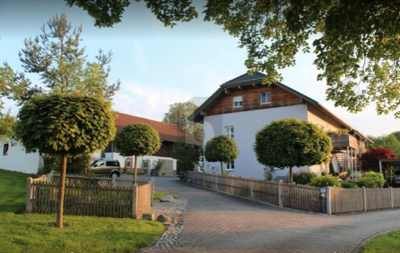 Mehrfamilienhaus zum Kauf 1.440.000 € 14 Zimmer 500 m²<br/>Wohnfläche 2.730 m²<br/>Grundstück Triftern Triftern 84371